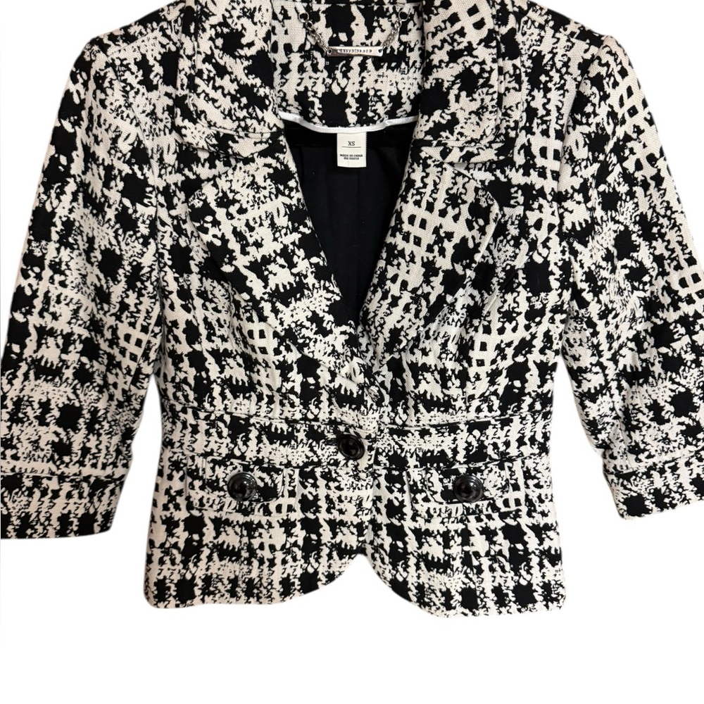 White House Black Market Women's Black & White Patterned Blazer Jacket